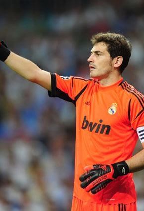 هل ينهي آرسنال رحلة كاسياس مع ريال مدريد؟